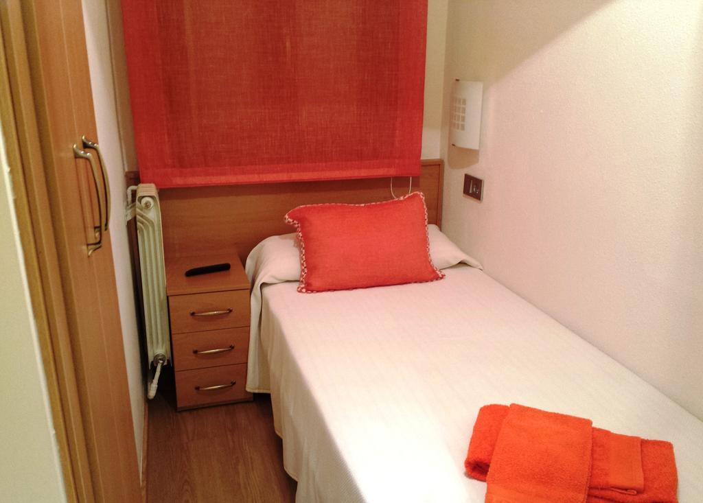 Apartamento Turistico Guara Casa Castro Barbastro Kültér fotó